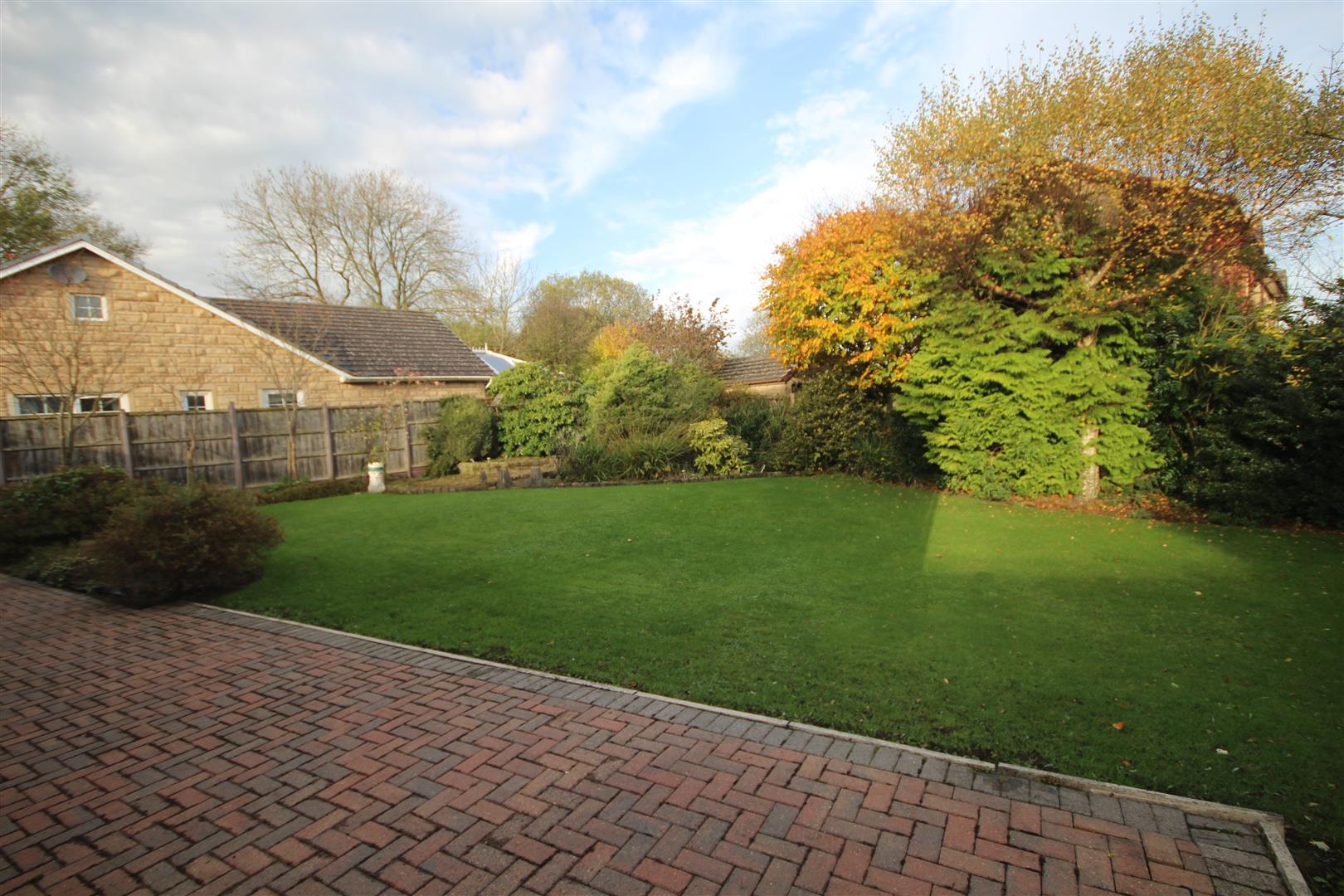 4 bedroom detached house SSTC in Foulridge, Colne - IMG_4362.jpg